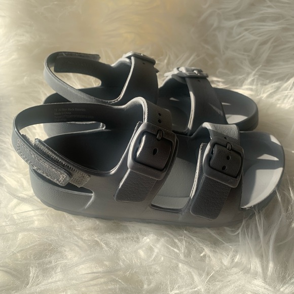 Cat & Jack Sandals - Picture 3 of 5